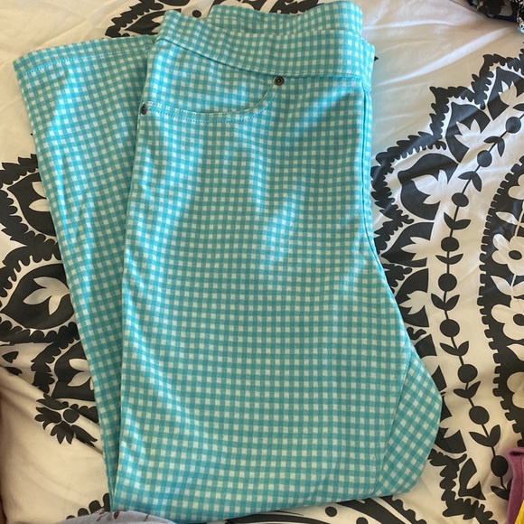 HUE Leggings NWOT never worn Size Large - Picture 5 of 6